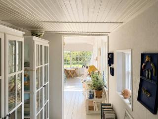 Bohemian summer cottage idyll close to Heatherhill and the beach - 1