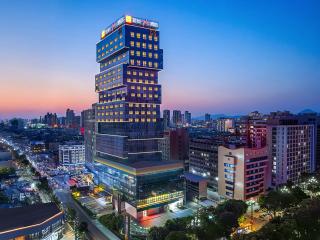 宜尚Plus酒店泉州丰泽浦西万达广场店 - 3