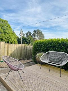 Cosmos Cottage - Colourful Home, Stunning Views - 7