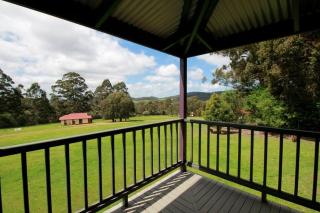 #2 Walpole Wilderness Resort chalet. Spa + forest. - 1