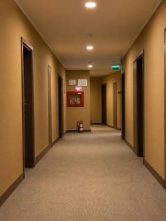 Hotel Astoria City Center - 5