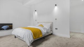 Luxury Apartment Jewellery Quarter Birmingham Apartment 06 - 2