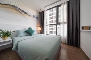 Premium High Rise 2-Bedroom Apartment in Vinhomes Green Bay Hanoi District - 7