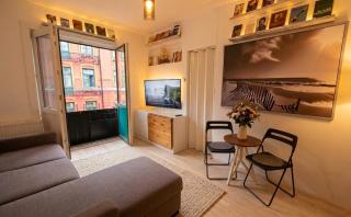 Super-central and attractive Apartment - 8