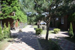 Hotel-complex Mizh Triokh Ozer - 2