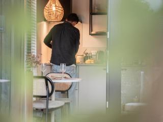 Luxe Tiny Suite voor 2 personen met tuinbad - 1