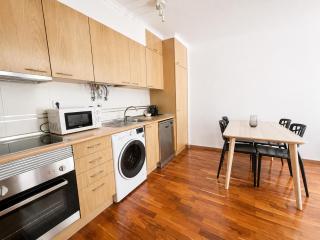 Historic Charm - Prime Location & Parking - Lisbonne - 8
