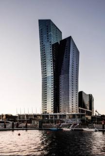 Waterfront Marble Residence Pool Spa Parking - 2