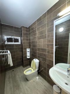 Studio Meublé à Abidjan Cocody Riviera Bonoumin 3 - 7