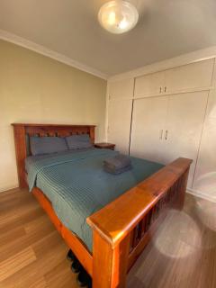 Two bedroom unit close to Monash University and Clayton shopping street - 5