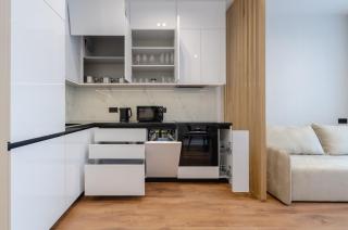 2-5 Novopecherski Lypky, Verkhogliad 19b, Kyiv centre, panoramic city view, 15 kW backup power, Petrovdom Apartment - Kyiv - 3