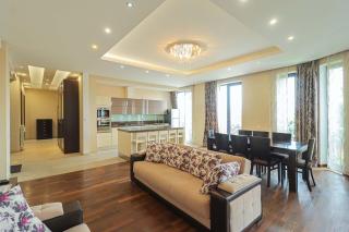 Spacious Sololaki 2BR with Balcony - by Wehost - 3