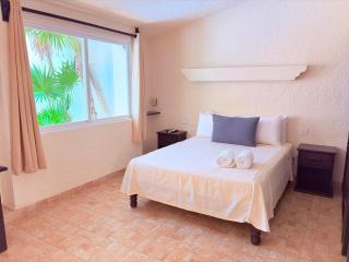 Condohotel Luciana Deluxe Queen Oceanview Suite with Sofabed - 3