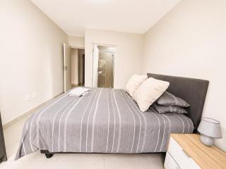 Family Home Near Rosebank & Sandton - 2