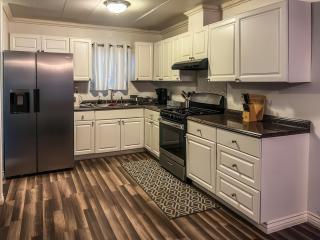 Cozy Lake House - 5