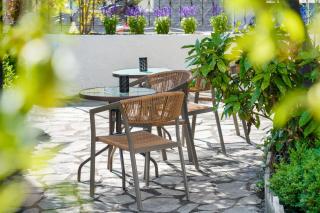 Acropolis Hotel - 8