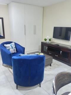 Sydney's Guest House - 5