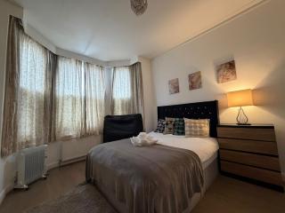 Great Studio Sheperds Bush London - 0