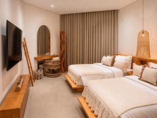 Umm Al Quwain Beach Hotel - 6