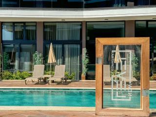 Qoople New Level Cleopatra A9 One-Bedroom Apartment - 9