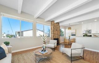 Two Bedroom Beachside Residence with Rooftop Views - 7