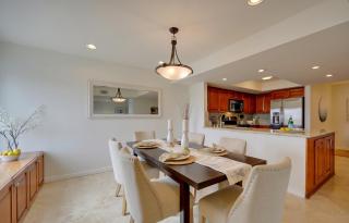 Two Bedroom Coastal Residence with Pool Access - 4