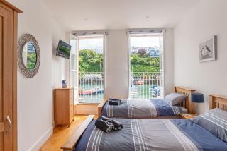 Ultimate Harbourside - 9