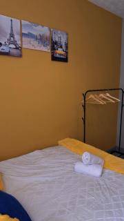Cozy 2-Bedroom Apartment in Tyne and Wear - 5