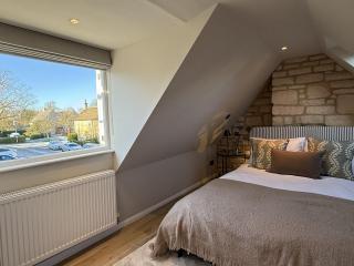 Rutland Cottage, Outdoor Copper Bath & Cosy Log Burner - 7