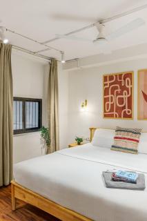 48B Stylish 1BHK Khar With Swing - 2