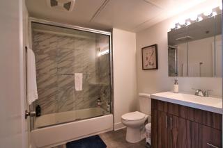 South Loop 2BR Getaway with Smart TVs & Optional Parking Near McCormick Place, Museum Campus & Downtown - 4