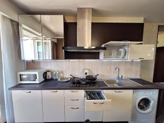 Квартира у центрі Полтави з найбільшим ліжком у місті Мережа AlexApartments, Опалення є завжди, Документи для відрядження, Чек з QR-кодом ПРРО, Акти та Виписка для вашої бухгалтерії - 5