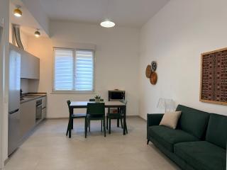 Eva Boutique Apartments 1BR Stay Near Cagliari - 5