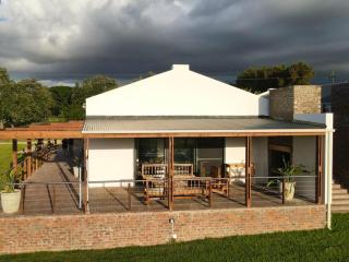 Bestuis Cottages - 2