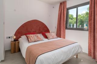 ITA Cozy Bungalow 2 Bedrooms Pool & Beach Access - 3