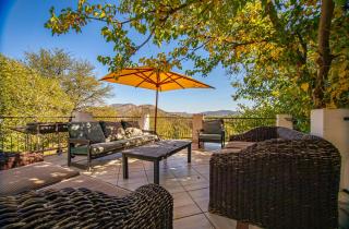 Wild Olive County Retreat - 3