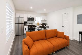 Fort Lauderdale Cozy Home Next to Beach & Airport - 4