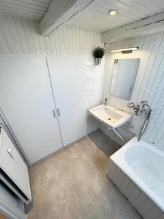 Bright and central city apartment near Aalborg Bus - 5