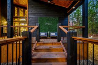 Summer Fun in Broken Bow Luxury Cabin Peaceful Hot Tub, Games - 3
