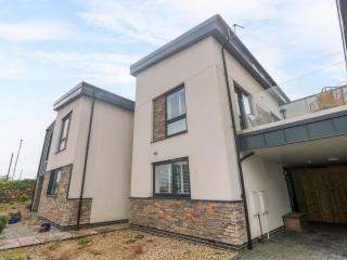 6 Chapel Rock Close - 9