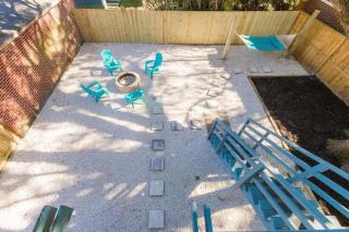 Downing Street Retreat A- Firepit Boho Central - 6