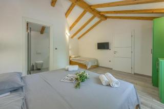 Stone Villa Galant with Pool - Happy Rentals - 4