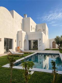 Villa Bali 5 min from the beach and Sindbad - 0