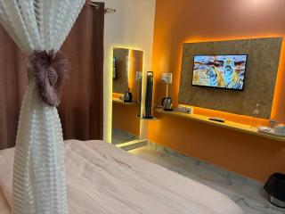 Taproot Homestay - 4