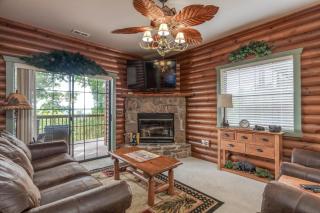 1BR Village At Indian Point 608 near SDC Free Tickets Daily up to 500 Value - 4
