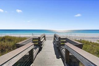 Sandy VaCay by Travel Life Vacations - 8