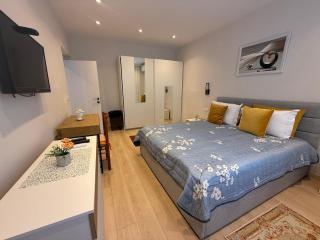 City Center 1 bedroom apt Myslym Shyri 11 A - 6