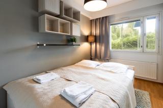 Cozy apartment close to downtown with sauna and parking - 6