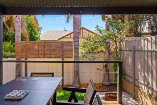 Oak and Olive - Glenelg - 1