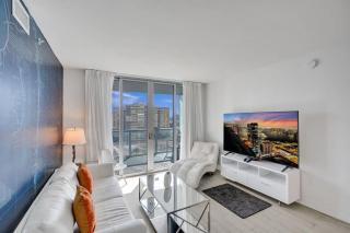 Chic 1-Bedroom Apartment Steps from the Ocean - 2